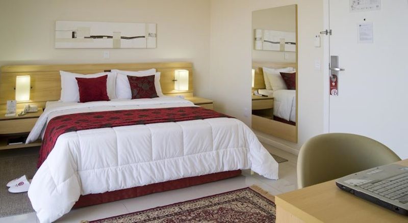 Bourbon Vitoria Hotel Extérieur photo