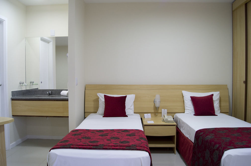 Bourbon Vitoria Hotel Extérieur photo