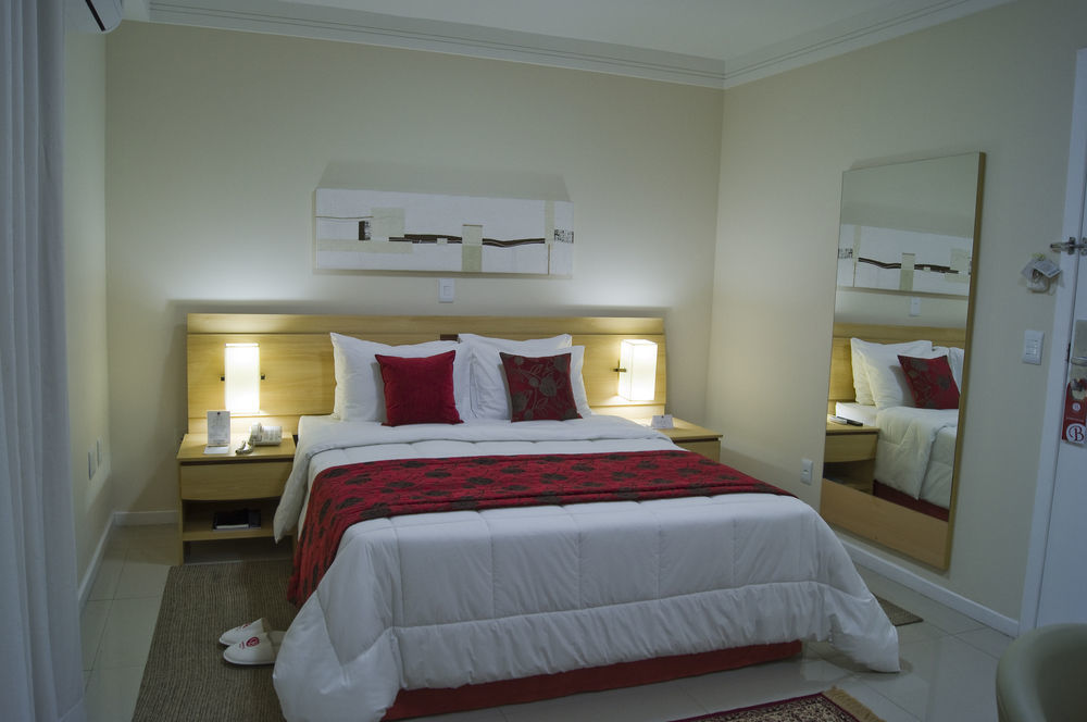 Bourbon Vitoria Hotel Extérieur photo