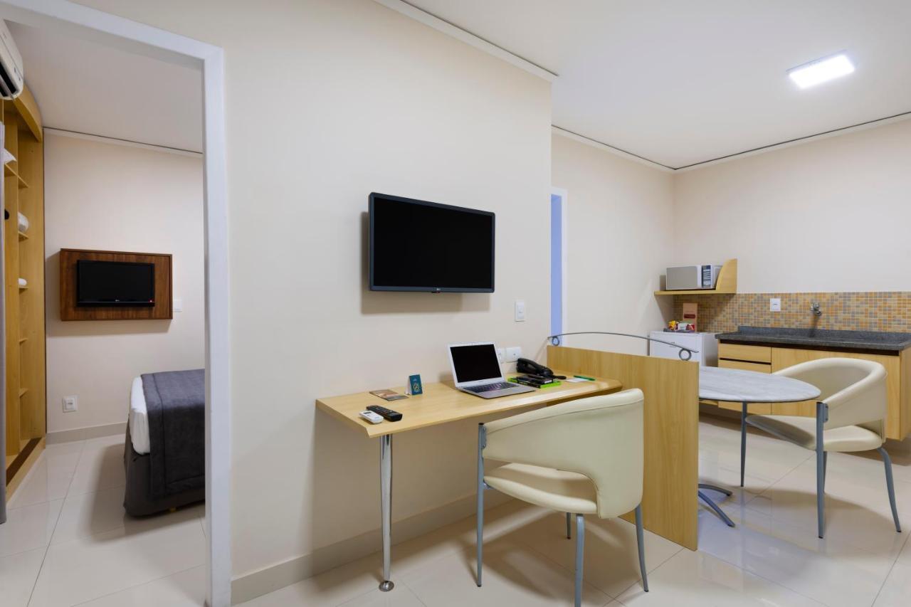Bourbon Vitoria Hotel Extérieur photo